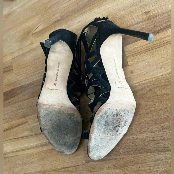 PRICE DROP TODAY Authentic Manolo Blahnik Black Strappy Heels - Picture 8 of 8